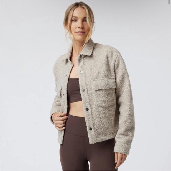 Vuori Jackets & Blazers - Vuori sycamore short shirt jacket